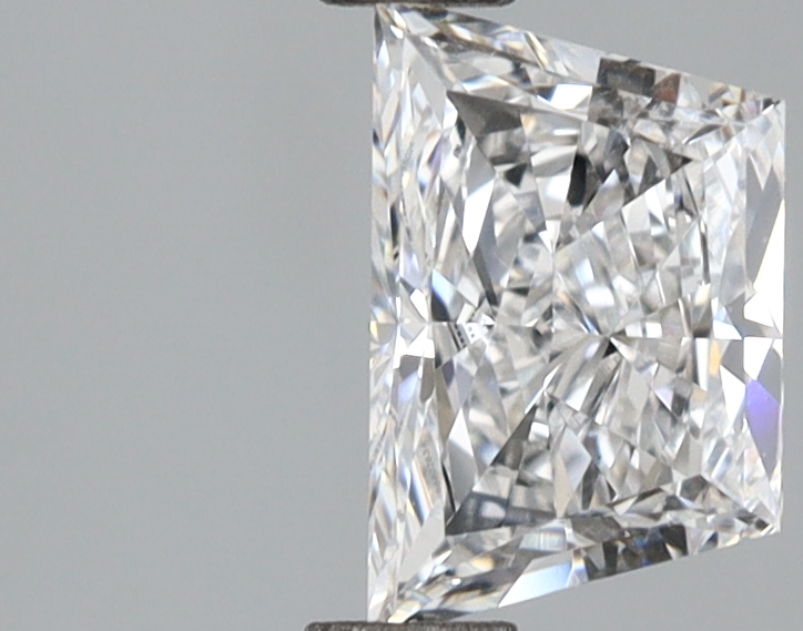 1.16 carat Trapezoid lab-grown diamond